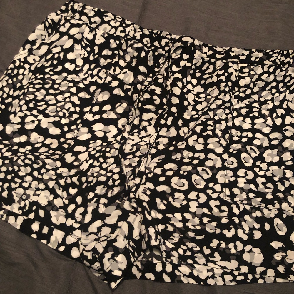 West Loop shorts - Picture 3 of 3